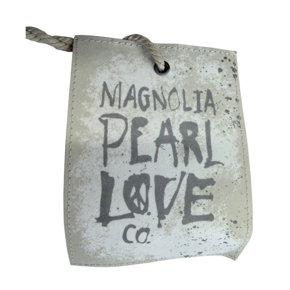 Magnolia Pearl Floral Cherub Toile Print Pink Crew Socks Pink Blue NWT - Picture 3 of 4